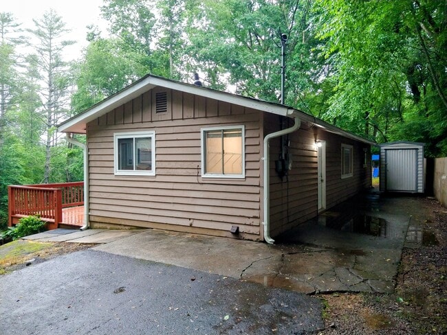 Photo - 128 Woodland Hills Dr