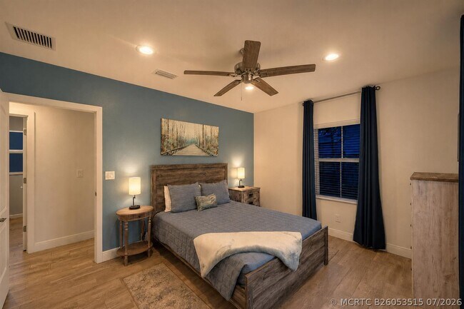 Photo - 937 SW 17th St