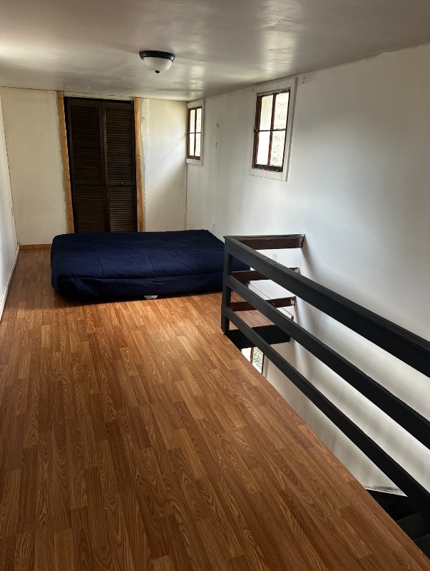 Photo - 109 E Hampton St Unit Back House