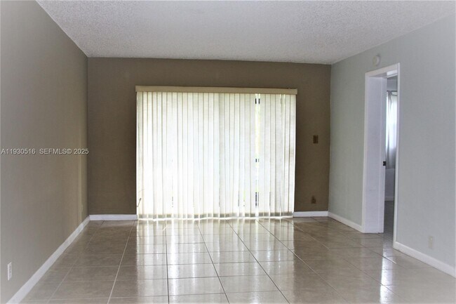 Photo - 8010 N Colony Cir Unit 106