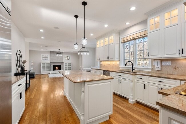 Photo - 11 Bobolink Rd