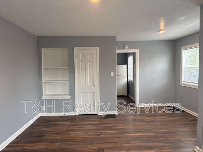 Photo - 4726 E 34th St