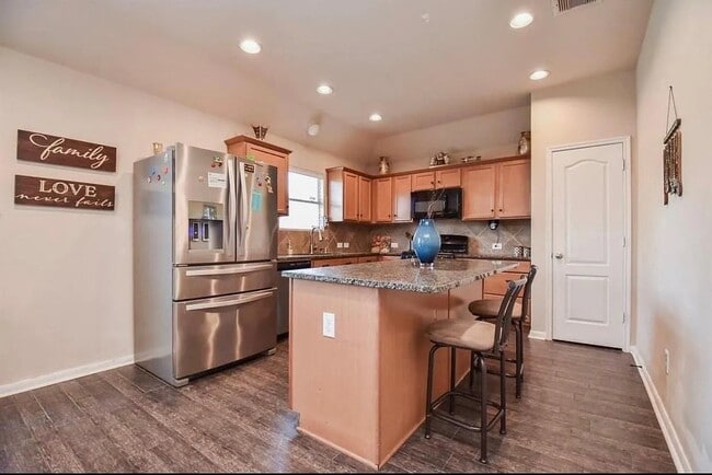 Photo - 22427 Stamford Brook Ct