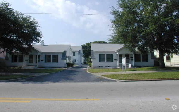 Photo - Bayview Apartments