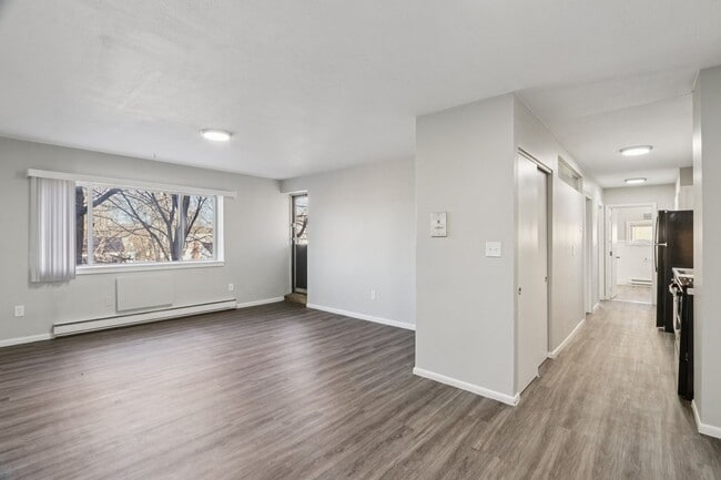 10-20 Thorn St