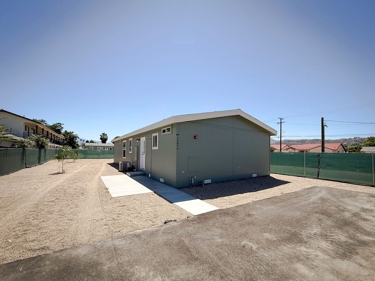 Photo - ~ AVAILABLE NOW ~ BRAND NEW CONSTRUCTION // GATED 3 BEDROOM HOME FOR RENT IN HEMET!