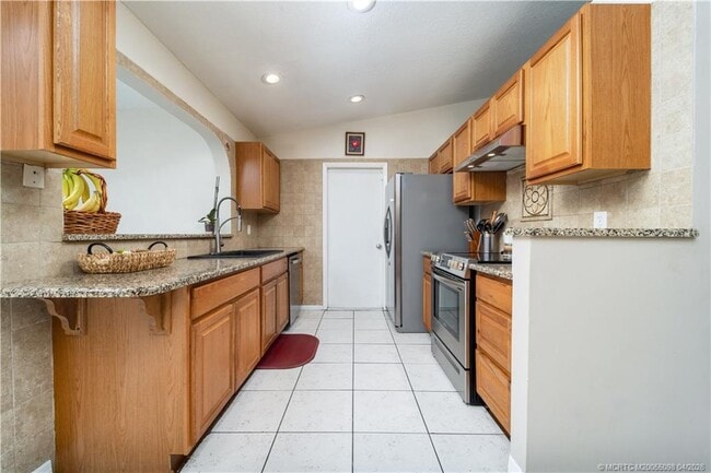 Photo - 656 SE Ron Rico Terrace