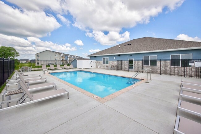 Prairie Village Commons Apartments and Townhomes
