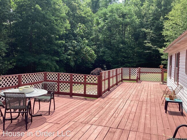 Photo - 3 br, 2 bath House - 159 Cedar Creek Rd