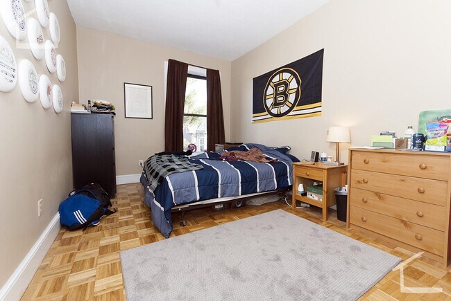 Photo - 17 Highgate St Unit 1