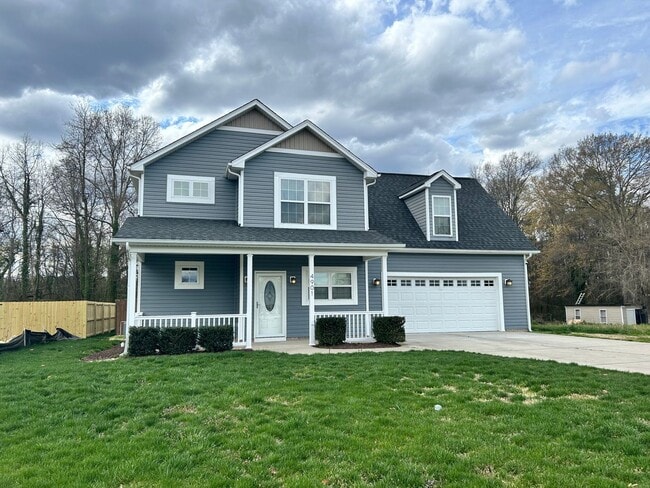 Photo - 4901 Warwick Rd E
