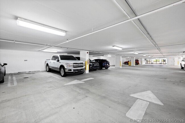 3590 Coral Wy Unit 502