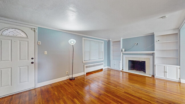 Photo - 72 Woodycrest Dr