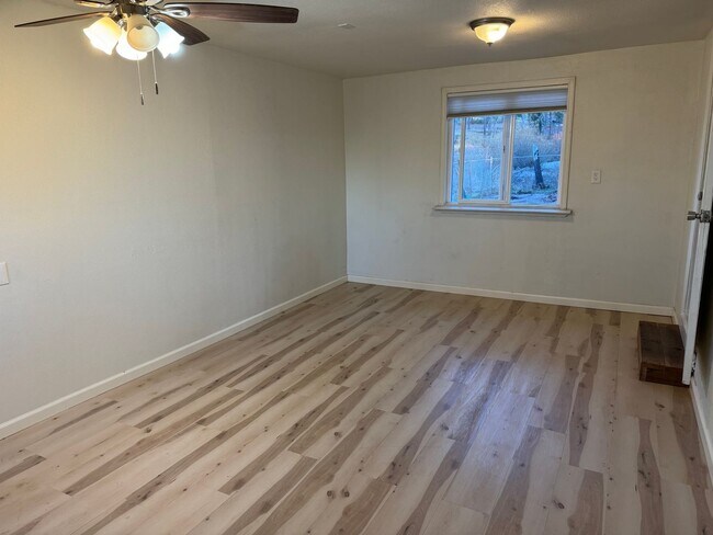 Photo - Lower Paradise One Bedroom Home Available Now