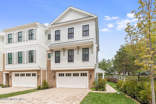 2113 River Rd Unit A