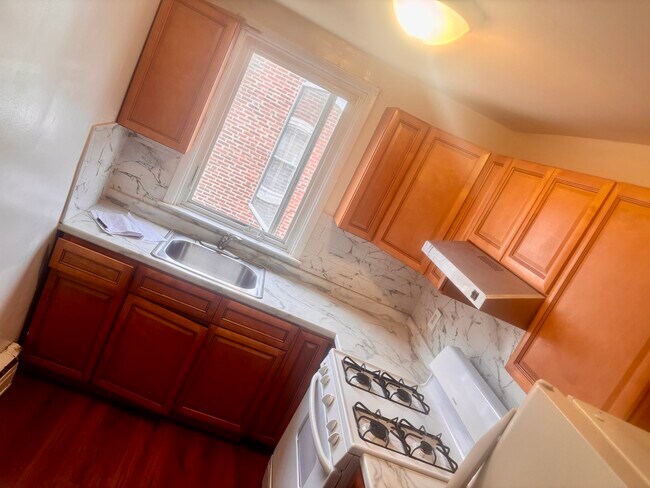 Photo - 7337 Claridge St Unit 2