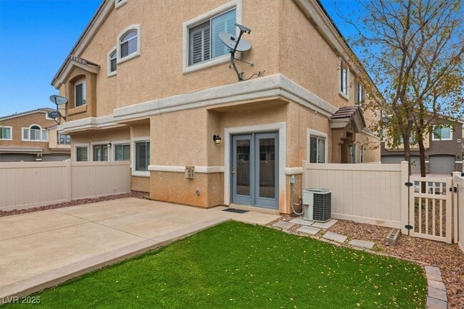 Photo - 3313 Speckle Summer Pl