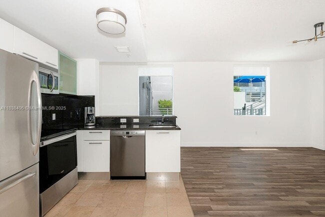 Photo - 3339 Virginia St Condo Unit 205