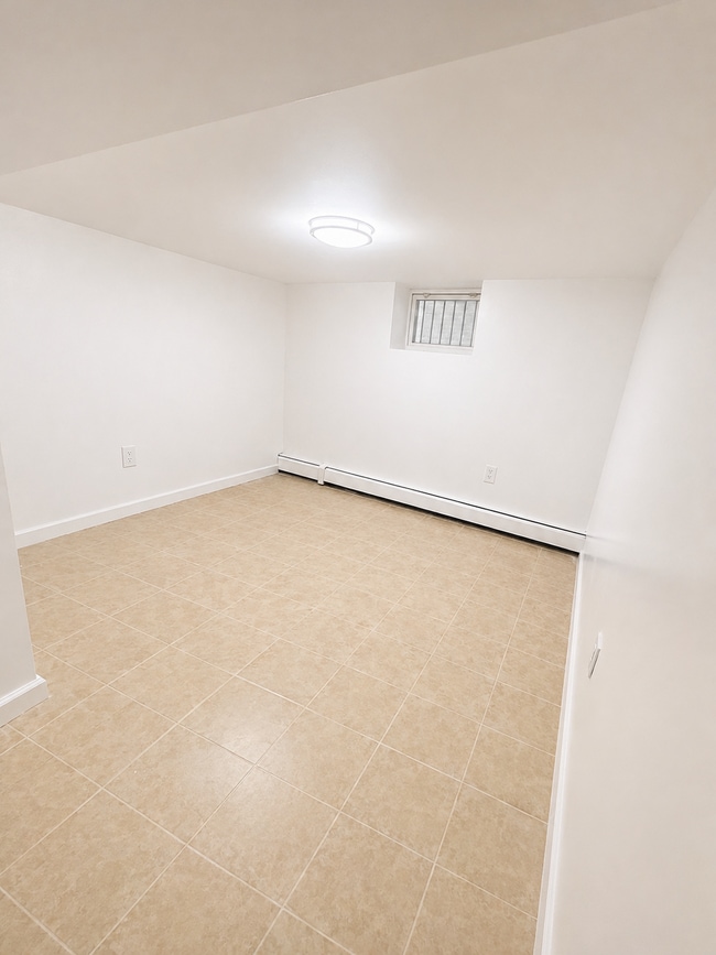 Photo - 2408 Beverley Rd Unit Lower Level