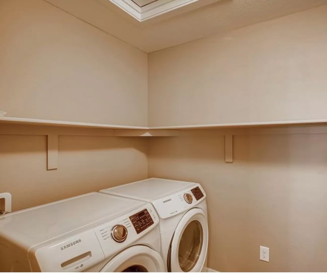 Photo - 16467 Zuni Pl