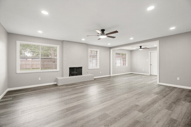 Photo - 2707 Mt Vernon Dr