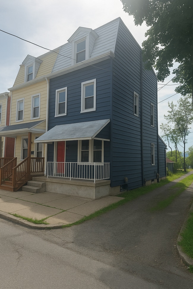 Photo - 412 Columbia St House