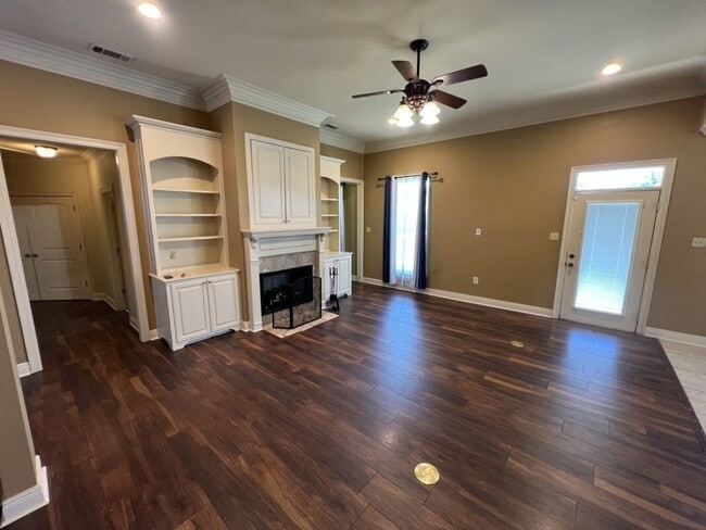 Photo - Must See!  Beautiful 4 bd, 3 ba home in co...