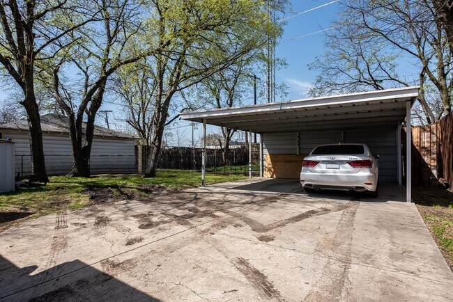 Photo - 10829 Aledo Dr