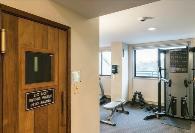 Photo - 1933 Commonwealth Ave Unit 403