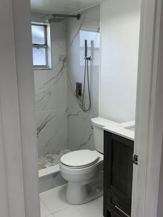 2117 Bonneville Dr House House Rental in Orlando, FL