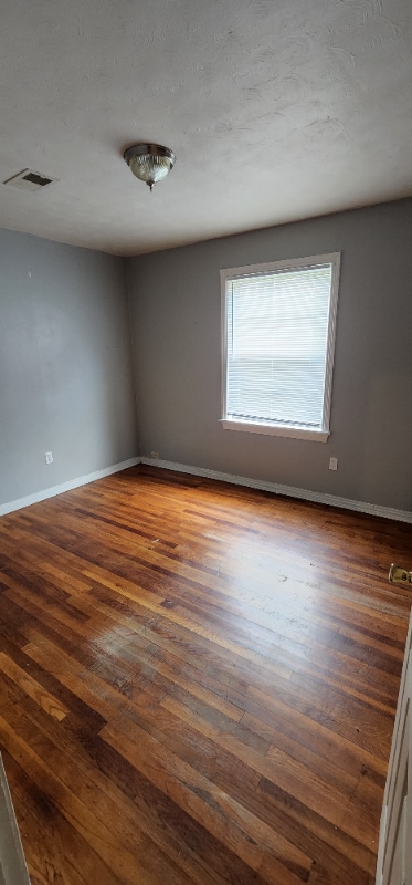 Photo - 23 N Haley St