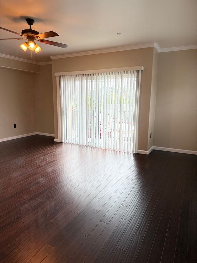 Photo - 4738 Hillcrest Ave Unit B