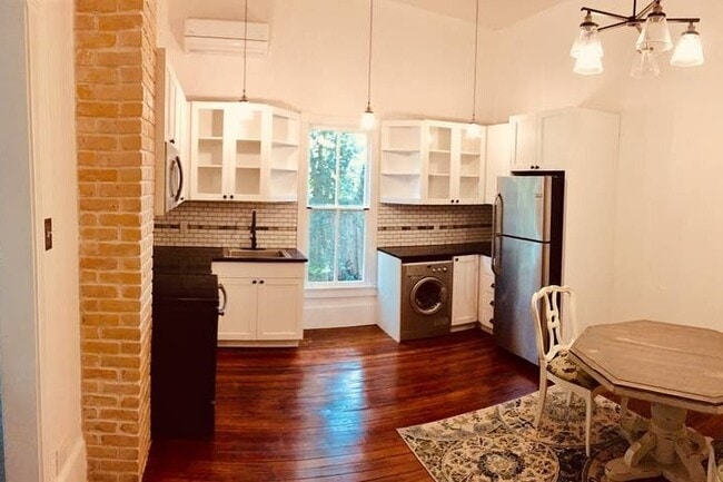 Brand new kitchen with European washer - 816 W Hopkins St Unit Apt A