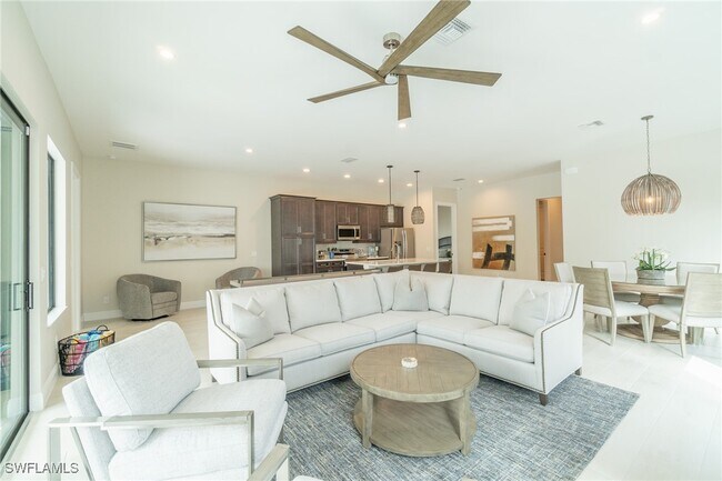 Photo - 822 105th Ave N