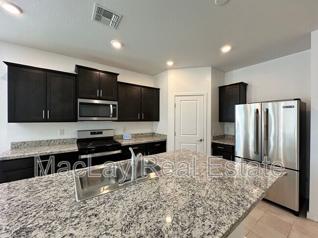 Photo - 25361 N 144th Dr