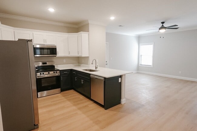 Photo - Laurel Ridge