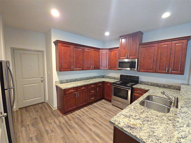 Photo - 626 Magnolia Bend