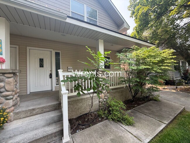 425 W 14th Ave