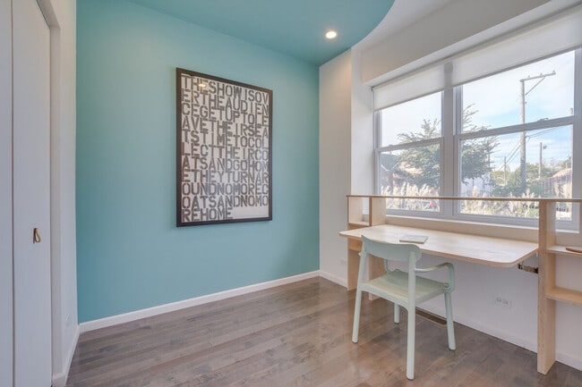 Photo - 3247 S Oakley Ave Unidad ID1306251P