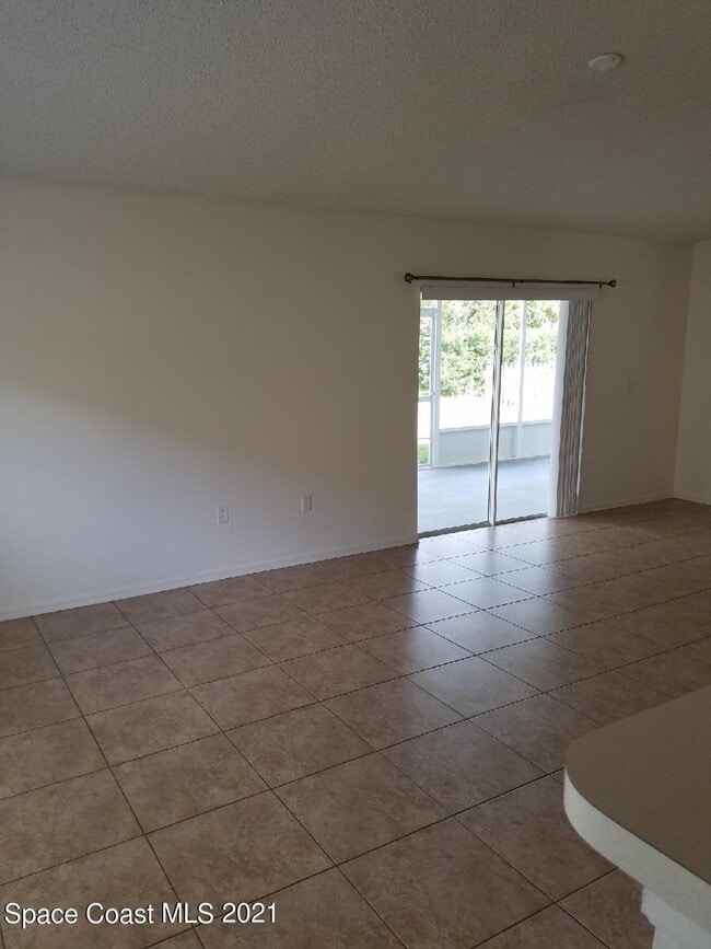 Photo - 888 Macon Dr