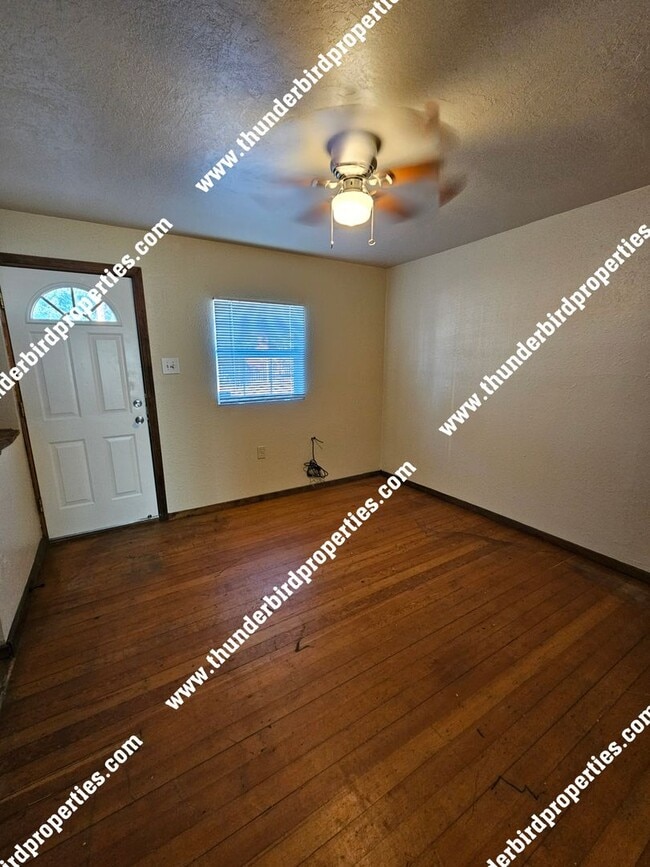 Photo - 4700 Central Ave SW Unit #B