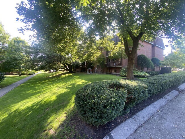 Photo - 142 Kenrick St