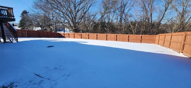 Photo - 3 Bedroom, 2 bath home for rent in Waynesville