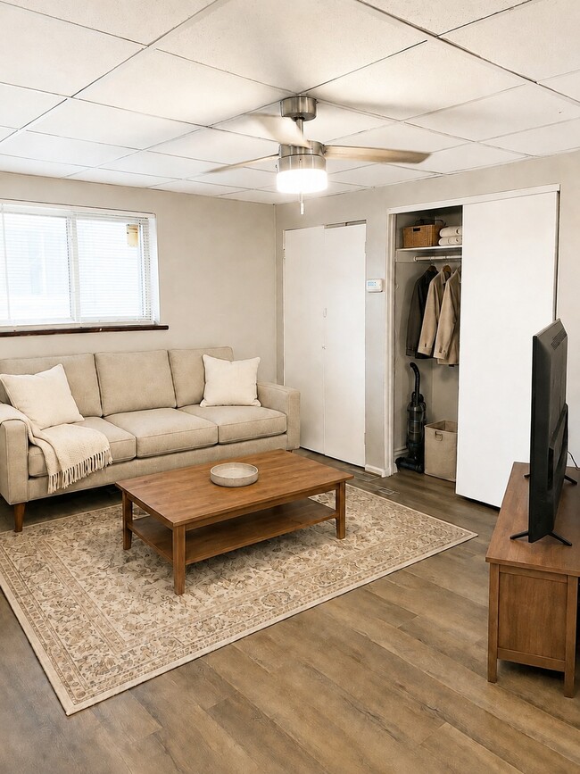 Building Photo - Monaca Triplex (415 14th Street) Unit Rear