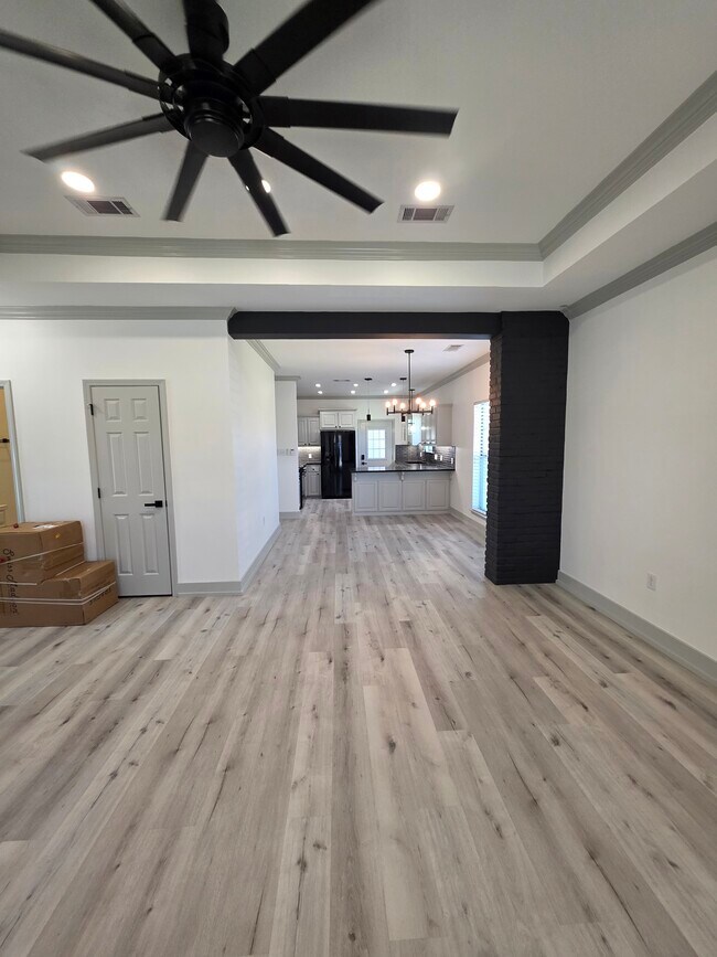 Photo - 7476 Woodland Trace Ct