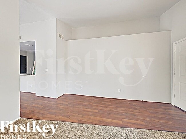 Photo - 3167 W Foothill Dr