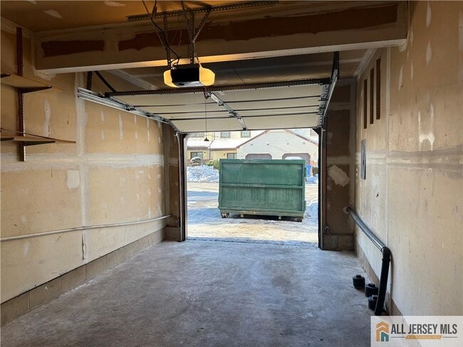 Photo - 123 Aspen Dr