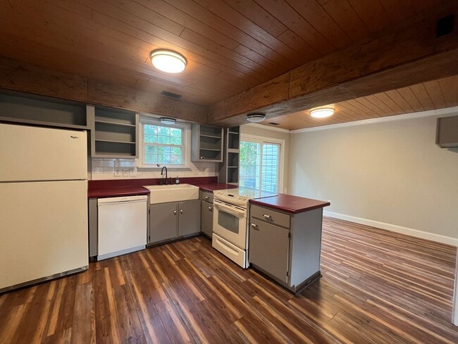 Photo - Cute 3 Bed 2 Bath!