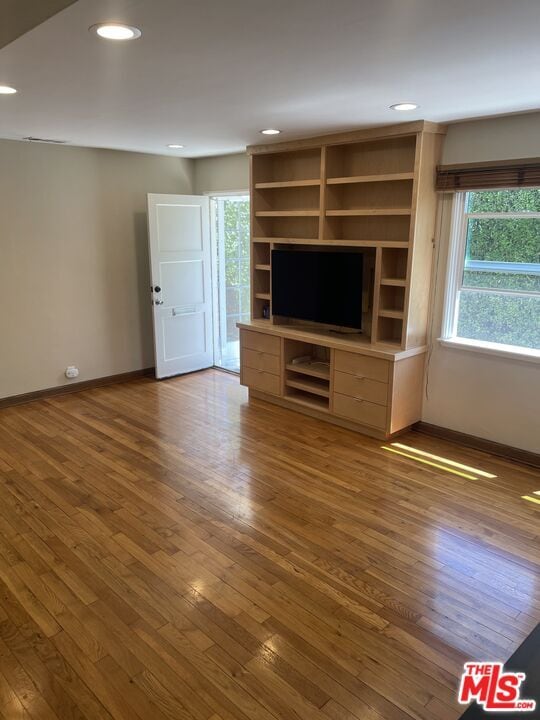 Building Photo - 2329 Clark Ave