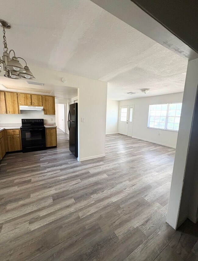 Photo - 8151 Hixton Dr